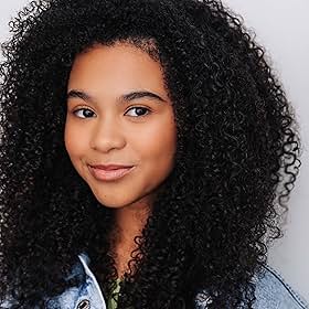 Mia Fowler